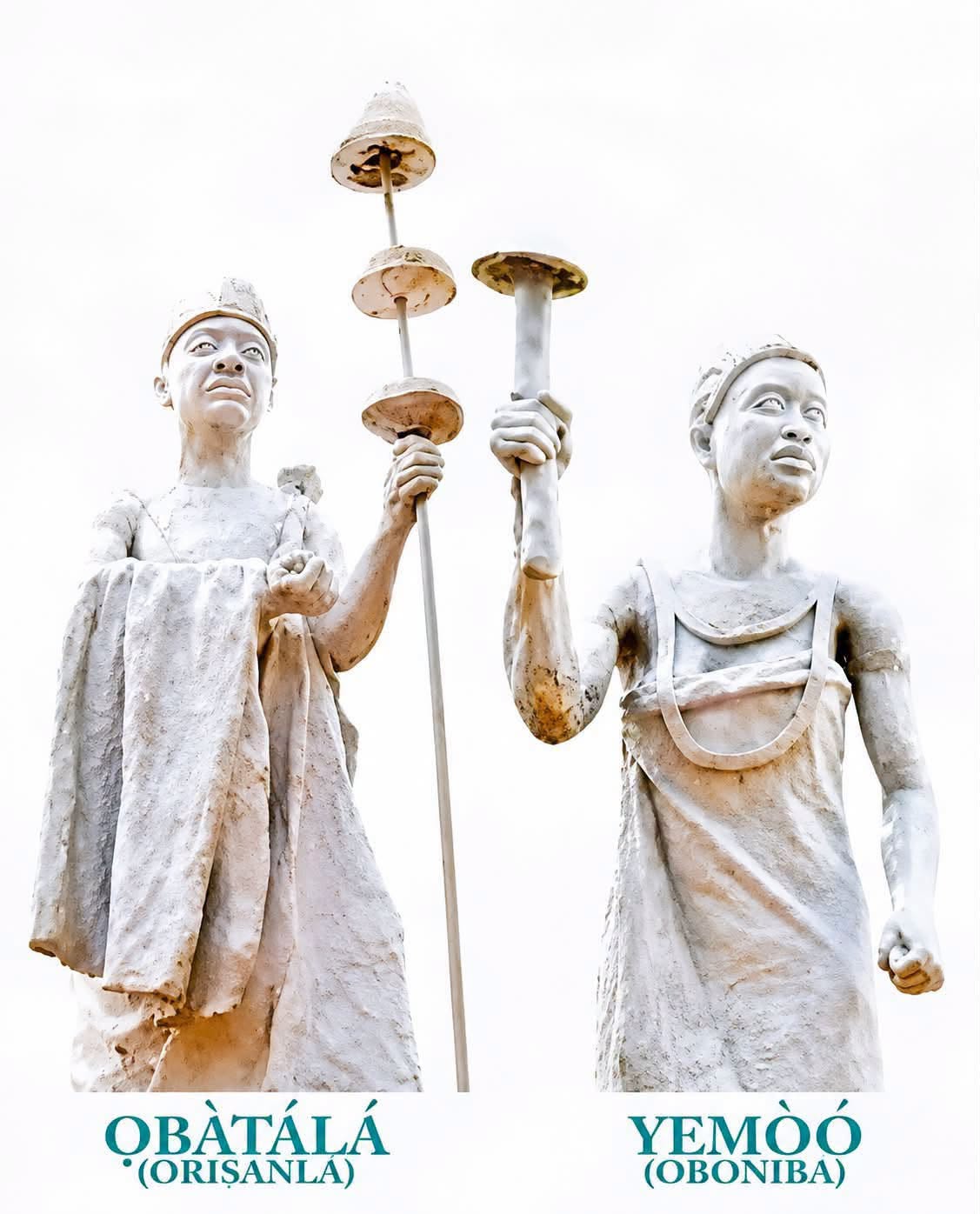 Sacred statues of Obàtálá (Òrìṣàńlá) and Yemòó (Oboniba) in white stone